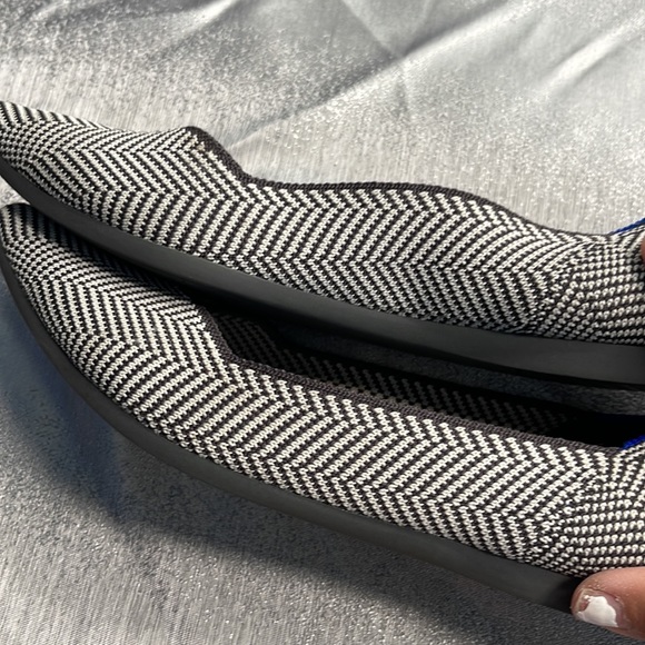 Rothy’s The Point in rare retired herringbone pattern size 6.5 - Picture 6 of 6